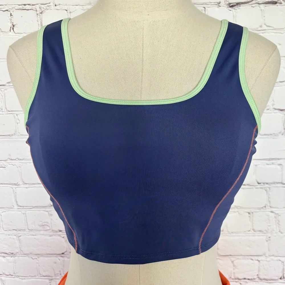FABLETICS Mini Catalina Medium Impact Sports Bra--XL (girls 14/16)